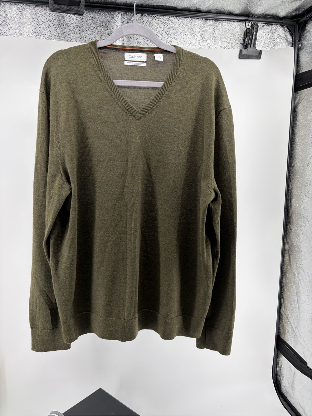 Calvin Klein Men's V-Neck Sweater in Olive